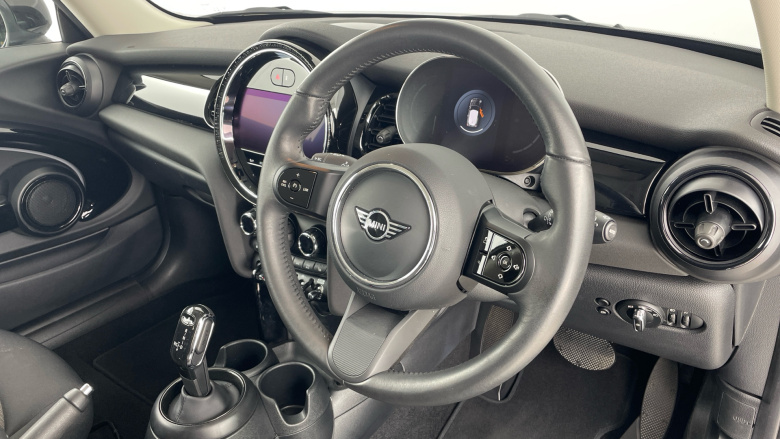 MINI Hatchback 1.5 Cooper Classic 3dr Auto Petrol Hatchback